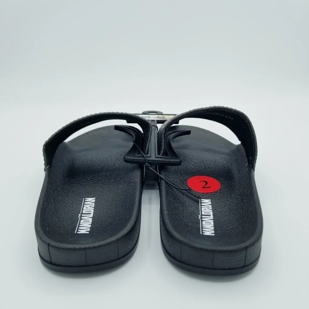 Star Wars Mandalorian Black Slides Sandals NWT Kids size 2
